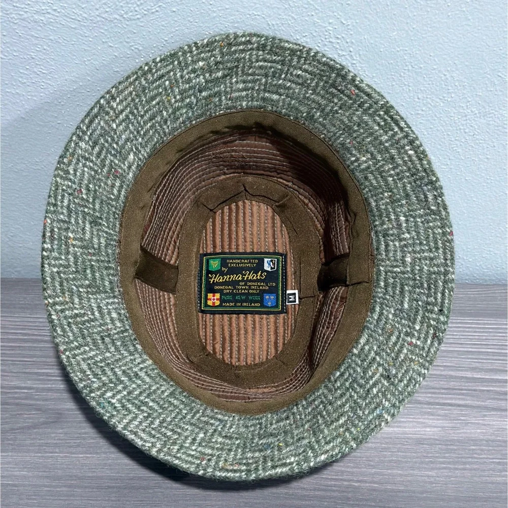 Vtg Hanna Hats Donegal Ireland Green Herringbone Wool Walking Hat Feather Mens M